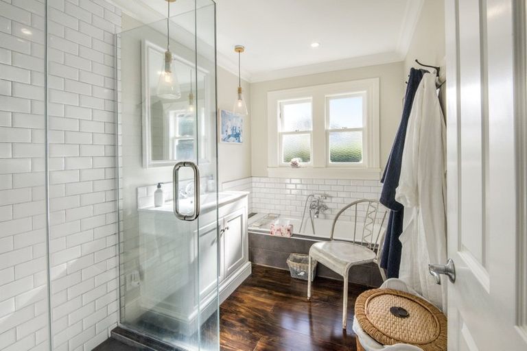 Photo of property in 58a Church Street, Devonport, Auckland, 0624