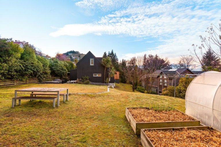 Photo of property in 32 Evergreen Place, Sunshine Bay, Queenstown, 9300