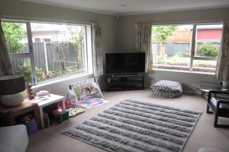 Photo of property in 12a Lockhart Avenue, Milson, Palmerston North, 4414