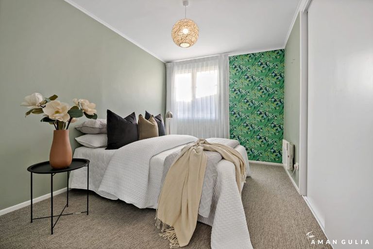 Photo of property in 29 Amberley Avenue, Te Atatu South, Auckland, 0610