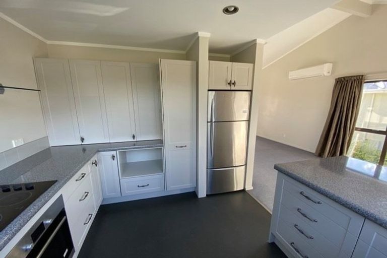 Photo of property in 48 Hicks Crescent, Waikanae Beach, Waikanae, 5036