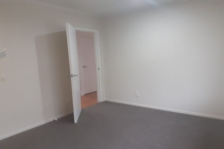 Photo of property in 13 Lewis Road, Pakuranga, Auckland, 2010