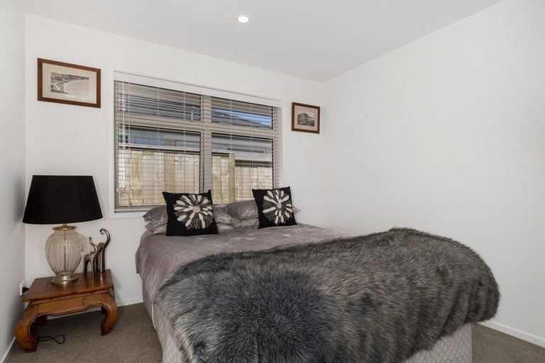 Photo of property in 5 Hanlow Place, Pyes Pa, Tauranga, 3112