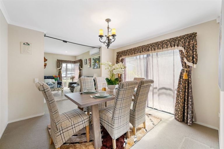 Photo of property in 98 Jeffs Road, Flat Bush, Auckland, 2016