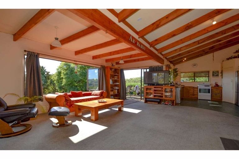 Photo of property in 887 Waimate Road North, Waimate North, Kerikeri, 0293