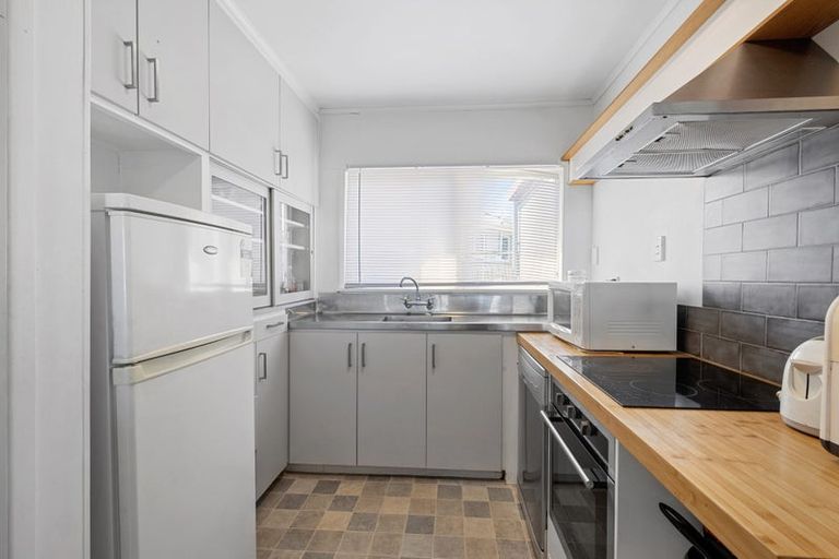 Photo of property in 6/184 Powderham Street, New Plymouth, 4310