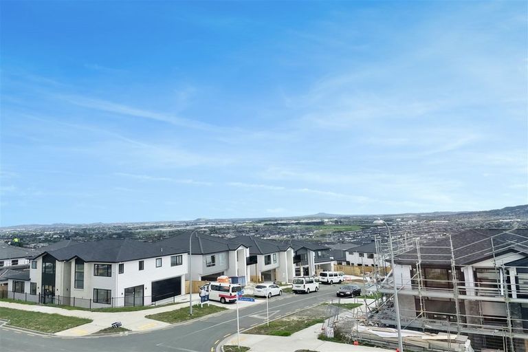 Photo of property in 41 Elevation Street, Flat Bush, Auckland, 2019