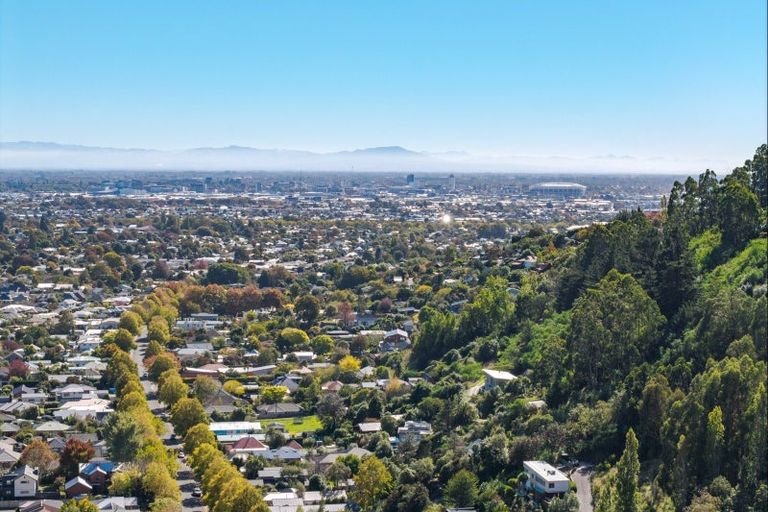 Photo of property in 130 Bowenvale Avenue, Cashmere, Christchurch, 8022