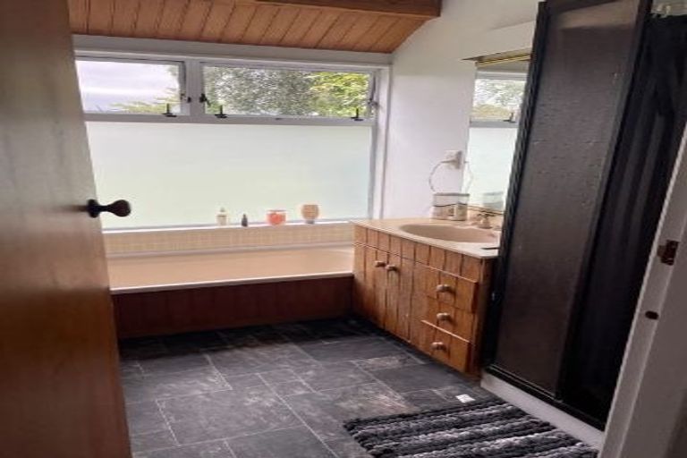 Photo of property in 42 Francis Road, Paraparaumu Beach, Paraparaumu, 5032