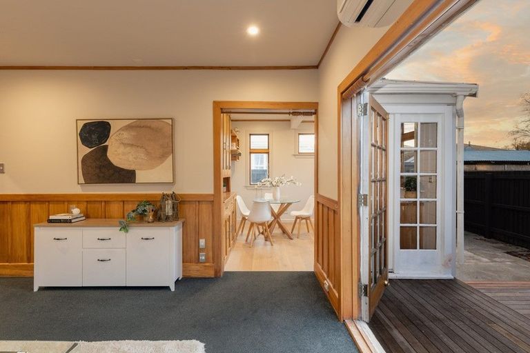 Photo of property in 15 Grenville Street, Waltham, Christchurch, 8011