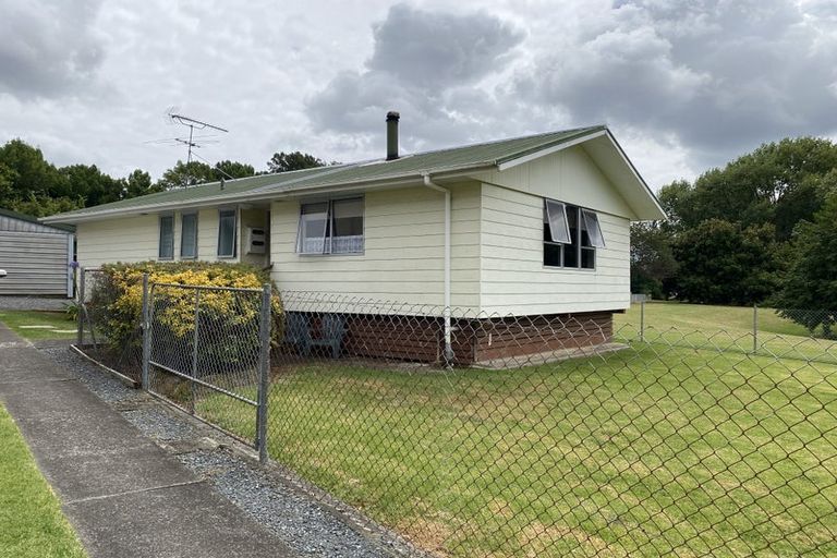Photo of property in 25 Reynolds Road, Pukekohe, 2120