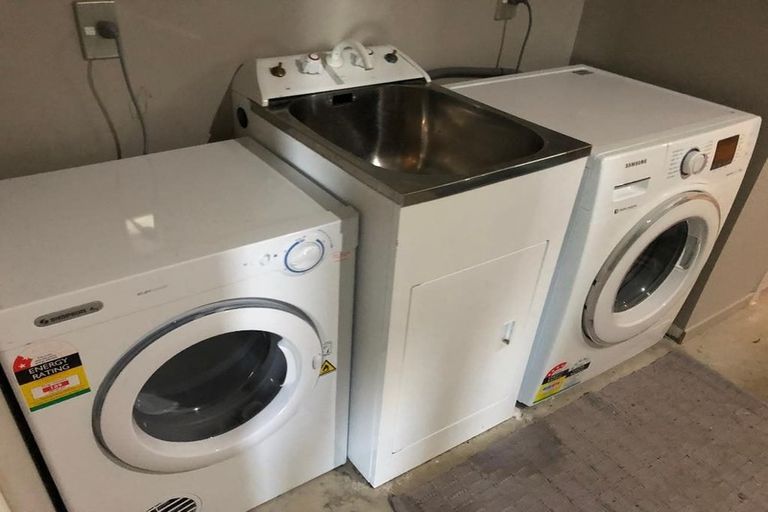 Photo of property in 76 Lisland Drive, Kinloch, Taupo, 3377