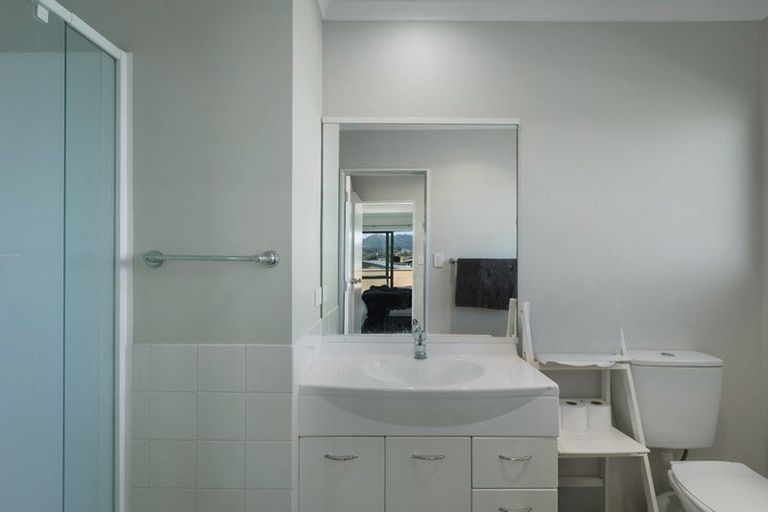 Photo of property in 6a Surfers Avenue, Waihi Beach, 3611