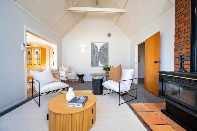 Photo of property in 25 Chester Street, Taradale, Napier, 4112