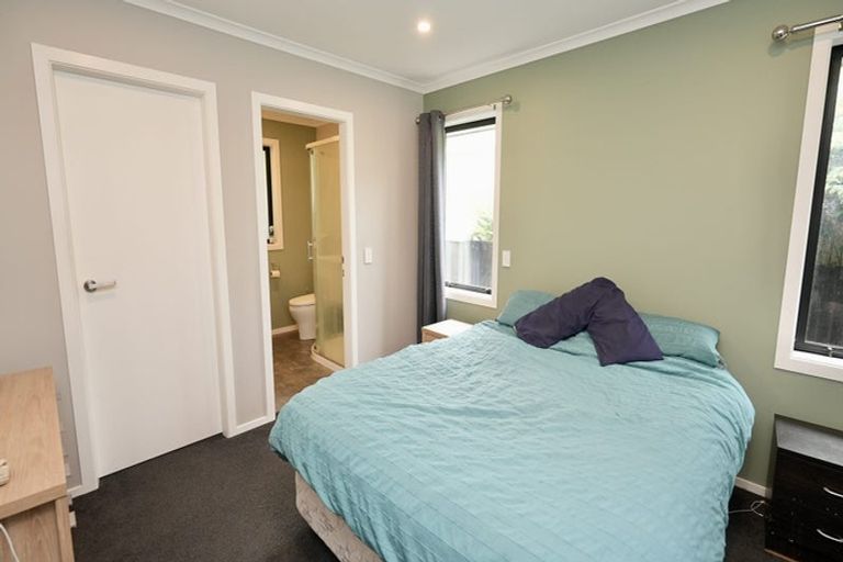 Photo of property in 21b Shamrock Street, Takaro, Palmerston North, 4412
