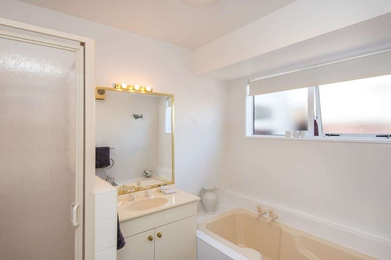 Photo of property in 59 Queenspark Drive, Parklands, Christchurch, 8083