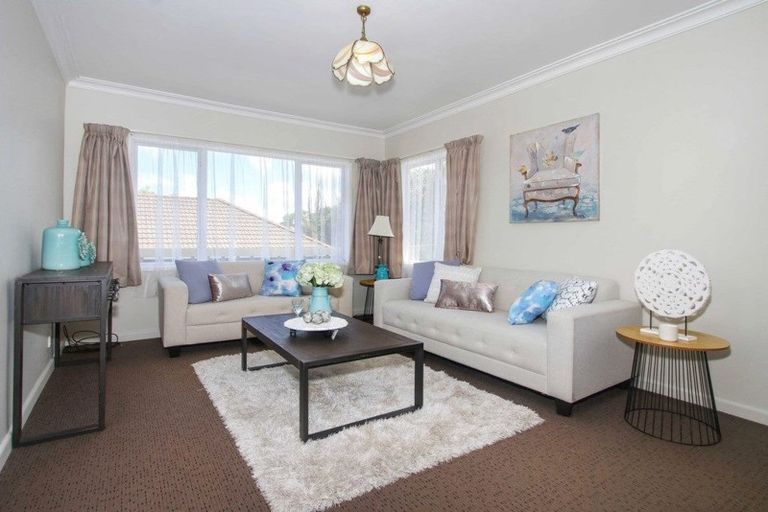Photo of property in 187a Edmonton Road, Te Atatu South, Auckland, 0610