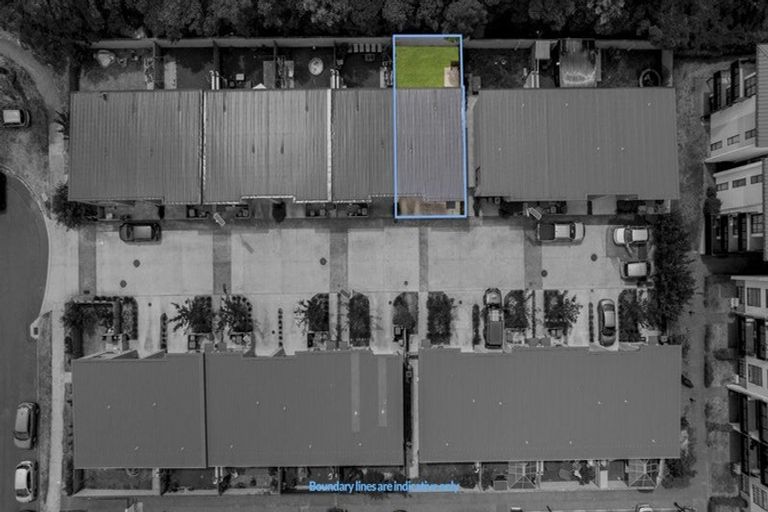 Photo of property in 12 Pangu Way, Mangere, Auckland, 2022