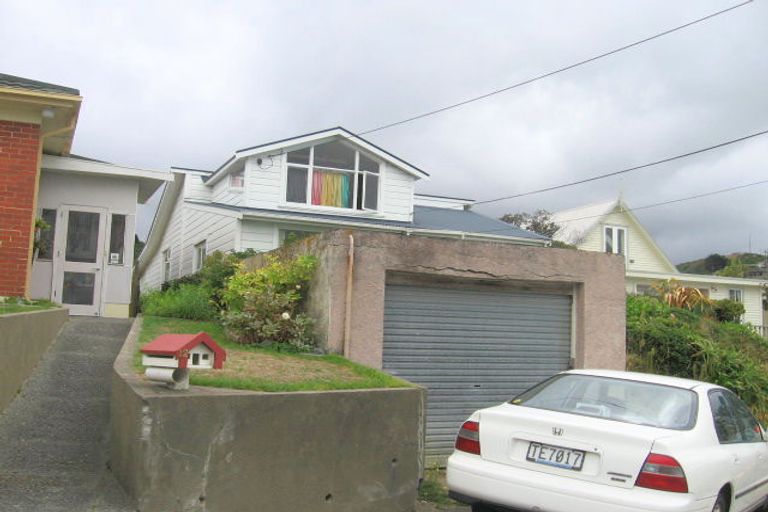 Photo of property in 10 View Road, Houghton Bay, Wellington, 6023
