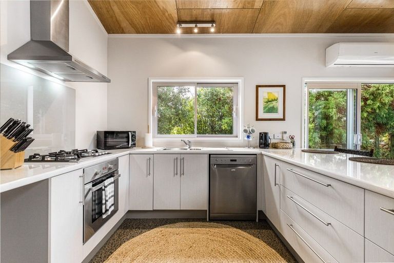 Photo of property in 72 Reid Road, Glenbrook, Waiuku, 2681