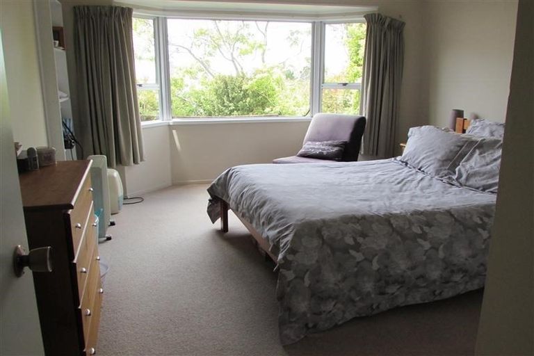Photo of property in 71 West Harbour Drive, West Harbour, Auckland, 0618