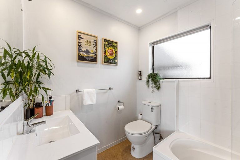 Photo of property in 23b Francis Road, Paraparaumu Beach, Paraparaumu, 5032