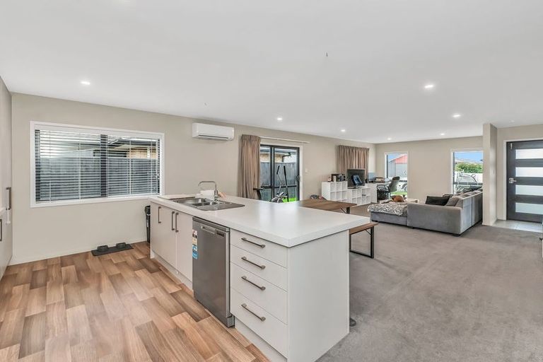 Photo of property in 52 Longcot Drive, Rolleston, 7615