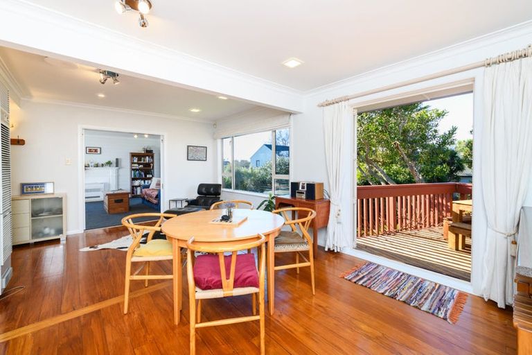 Photo of property in 39 Lincoln Terrace, Hokowhitu, Palmerston North, 4410