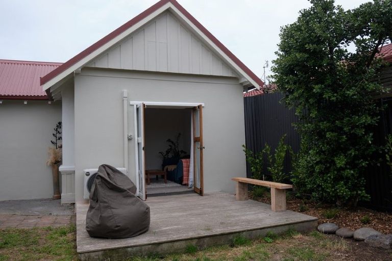 Photo of property in 2/76 Oram Avenue, New Brighton, Christchurch, 8061