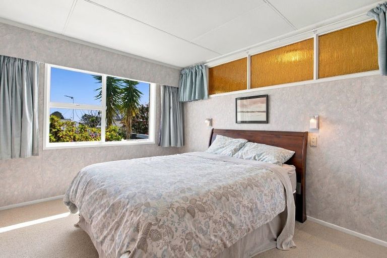Photo of property in 7 Montana Place, Merrilands, New Plymouth, 4312