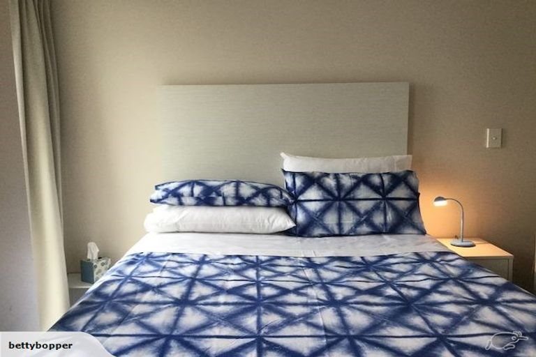 Photo of property in The Peak Apartments, 1001/170 Taranaki Street, Te Aro, Wellington, 6011