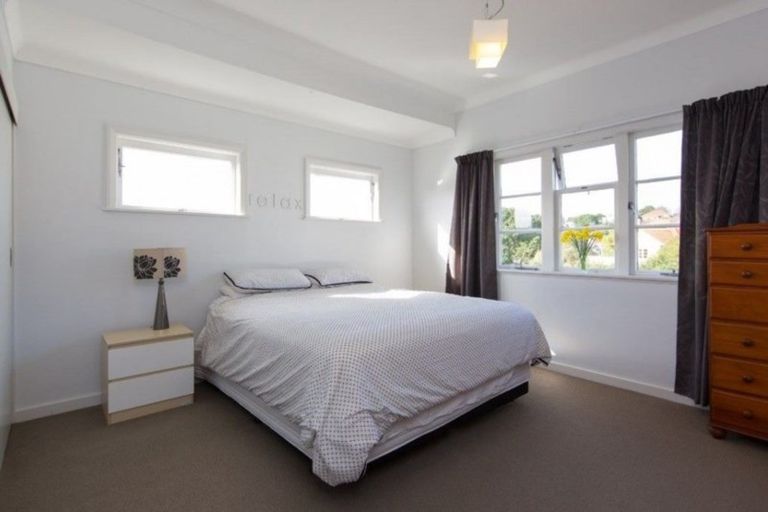 Photo of property in 6 Apihai Street, Orakei, Auckland, 1071