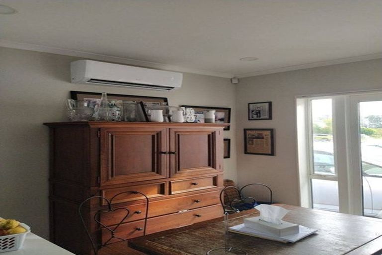 Photo of property in 28 Saddleback Crescent, Papakura, 2110