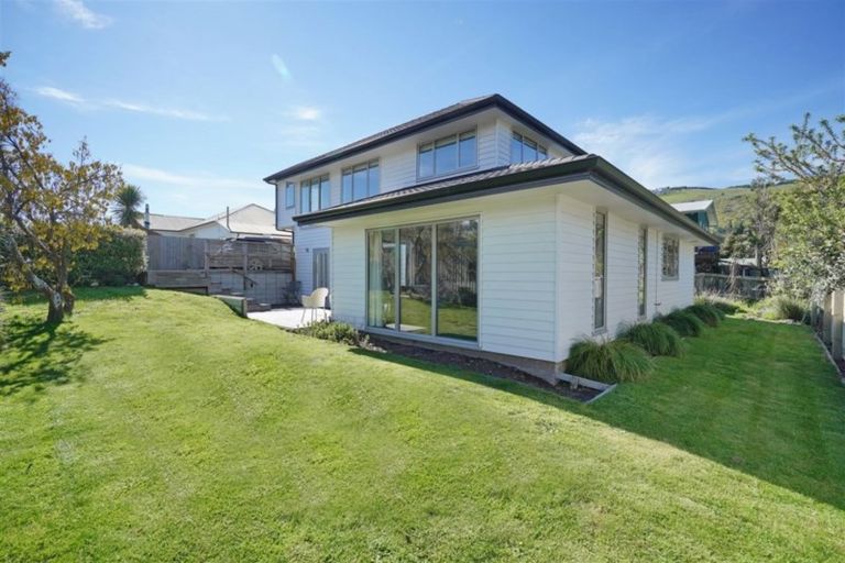 Photo of property in 14a Colenso Street, Sumner, Christchurch, 8081