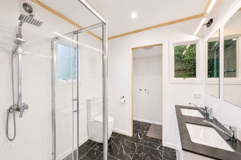 Photo of property in 1569 Rings Road, Coromandel, 3506