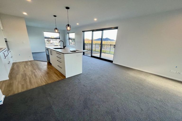 Photo of property in 24 Ned Place, Halswell, Christchurch, 8025