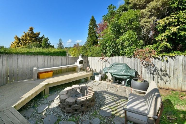 Photo of property in 65 Glamorgan Drive, Torbay, Auckland, 0630