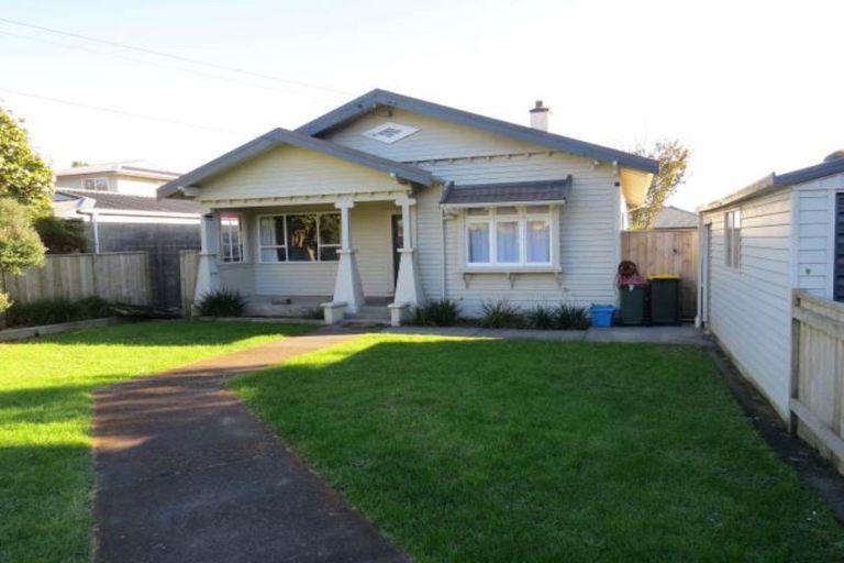 Photo of property in 264 Tukapa Street, Hurdon, New Plymouth, 4310