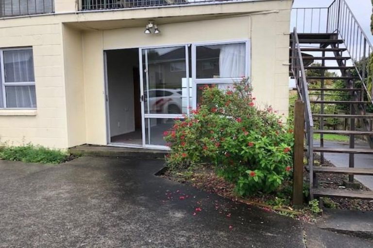 Photo of property in 1/115 Great South Road, Manurewa, Auckland, 2102