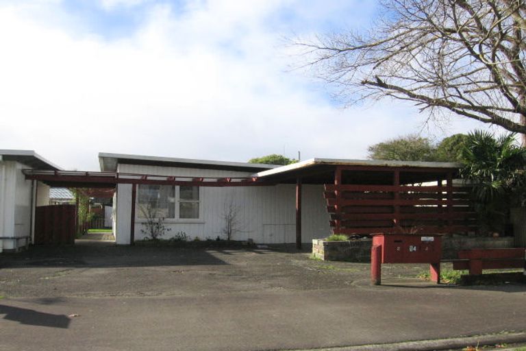 Photo of property in 54 Weston Avenue, Roslyn, Palmerston North, 4414