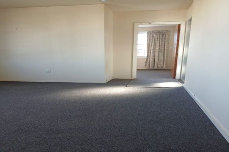 Photo of property in 2/22 Clare Road, St Albans, Christchurch, 8014
