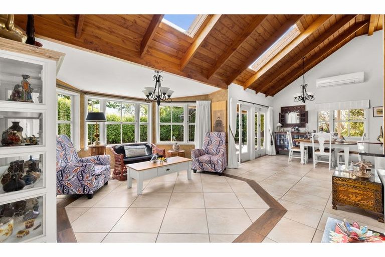 Photo of property in 11 Fairway Drive, Kerikeri, 0230