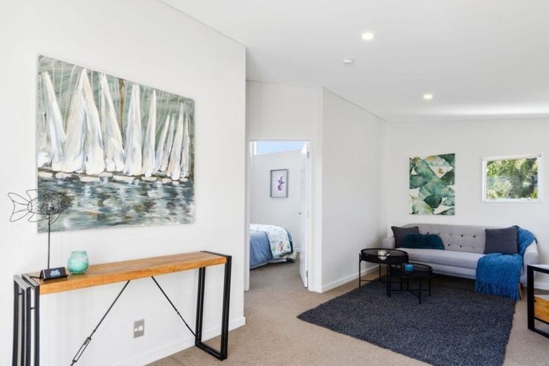 Photo of property in 17 Taumata Road, Omaha, Warkworth, 0986