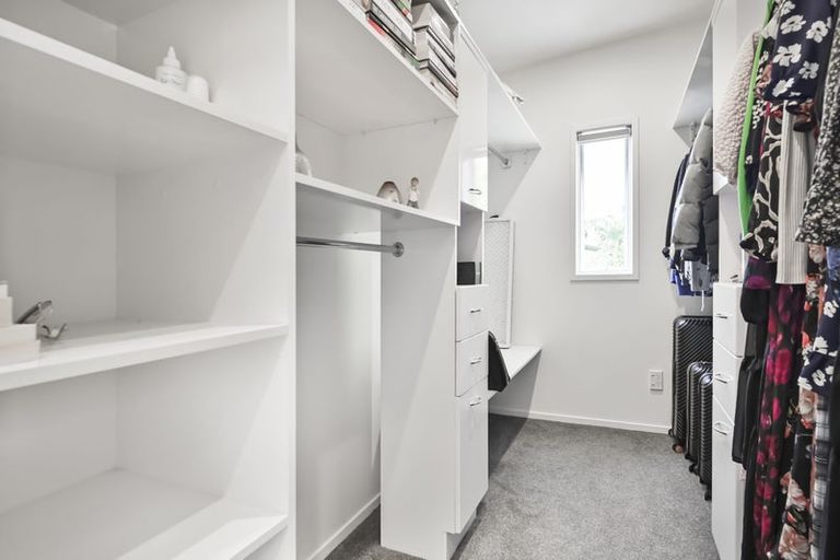 Photo of property in 3 Hikanui Drive, Havelock North, 4130