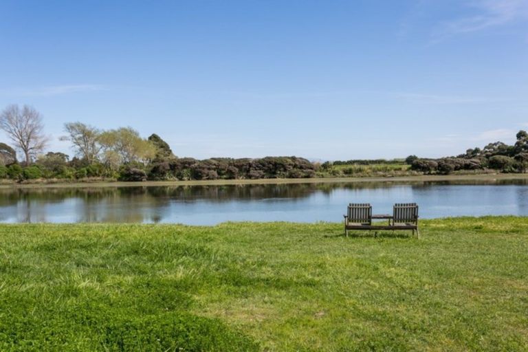 Photo of property in 87 Ferry Road, Clive, 4102