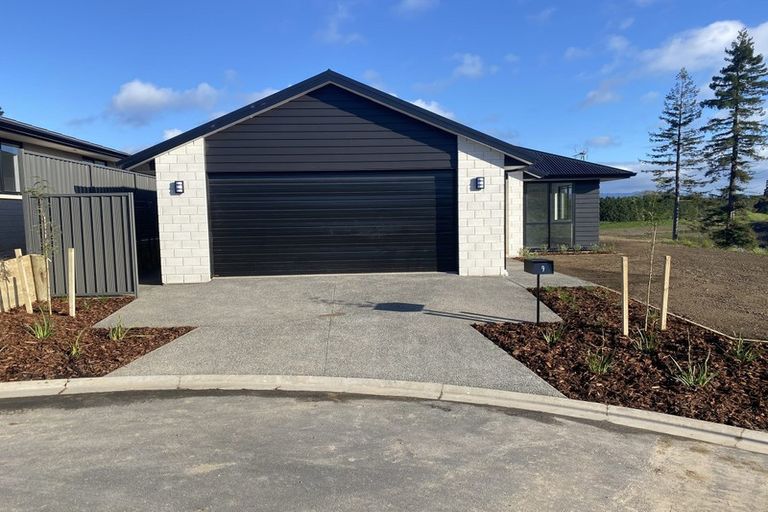 Photo of property in 9 Carriage Close, Omokoroa, 3114