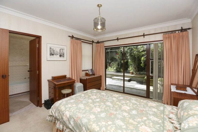 Photo of property in 9 Tiverton Crescent, Whalers Gate, New Plymouth, 4310