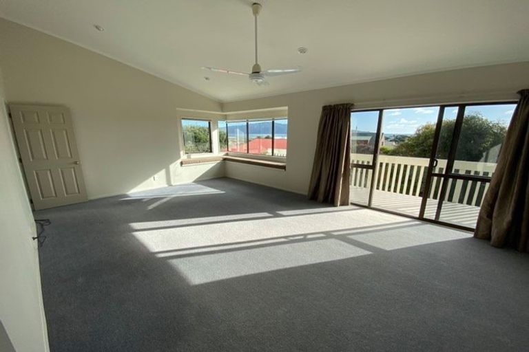 Photo of property in 48 Hicks Crescent, Waikanae Beach, Waikanae, 5036