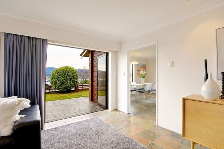 Photo of property in 110 Larnach Road, Vauxhall, Dunedin, 9013