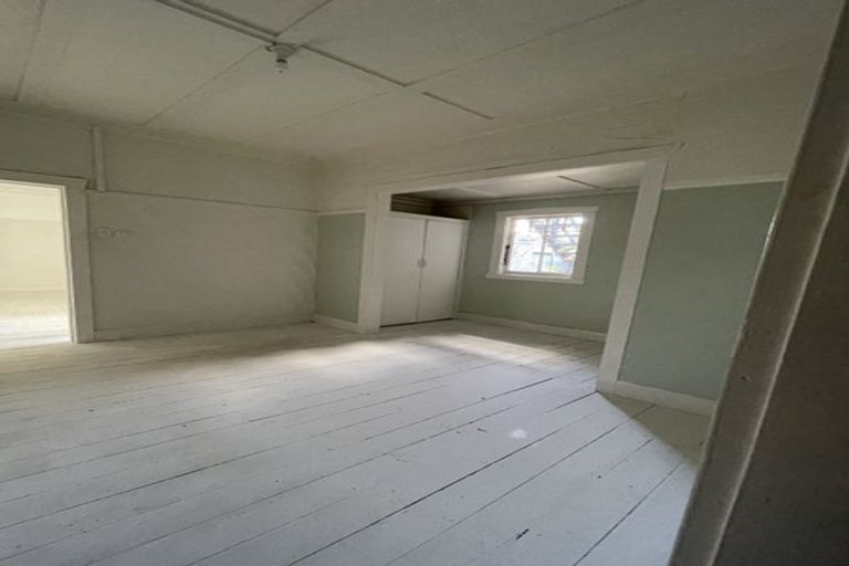 Photo of property in 15 Queens Parade, Devonport, Auckland, 0624